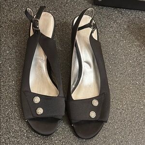 Black and Silver Sandals with Peep-Toe Design and Slingback Style